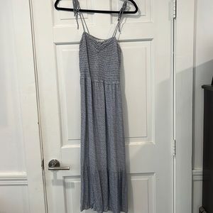 Abercrombie & Fitch Stretchy Midi Dress